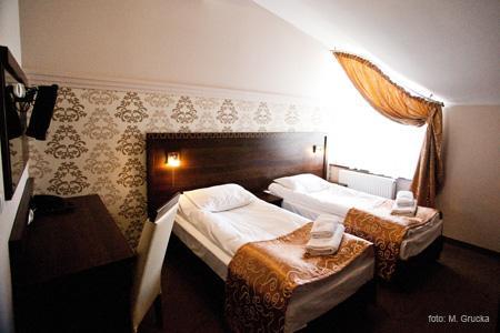 פז'יז'ינה Hotel Kuban מראה חיצוני תמונה